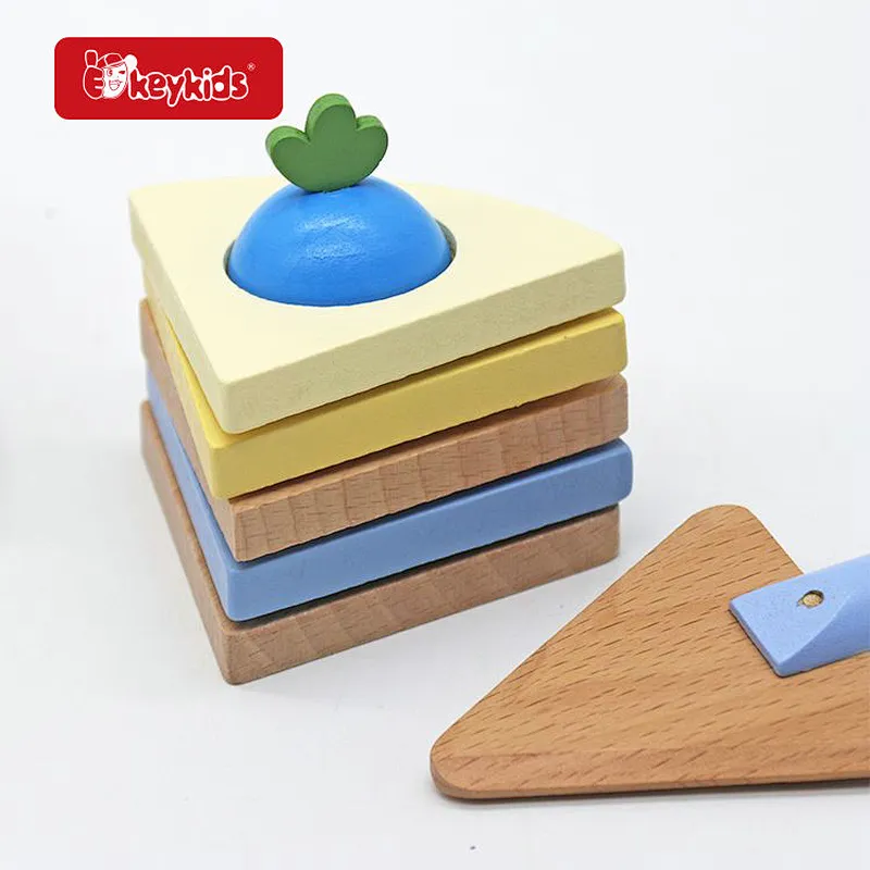 Kids pretend play wooden birthday cake toy with knife and plate W10D606